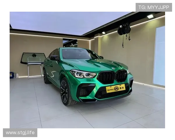 宝马X6 M高性能运动型车:深度解析其豪华配置与强劲动力